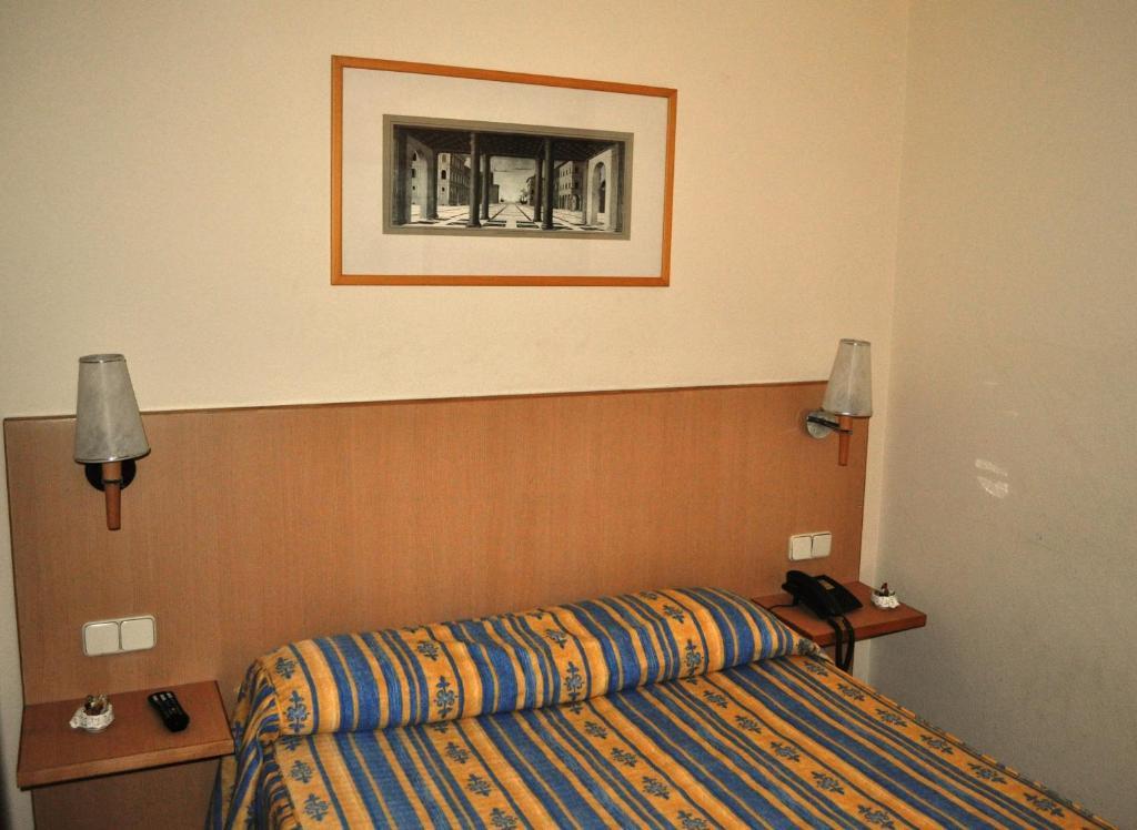 Hotel Espana Guadalajara Bilik gambar